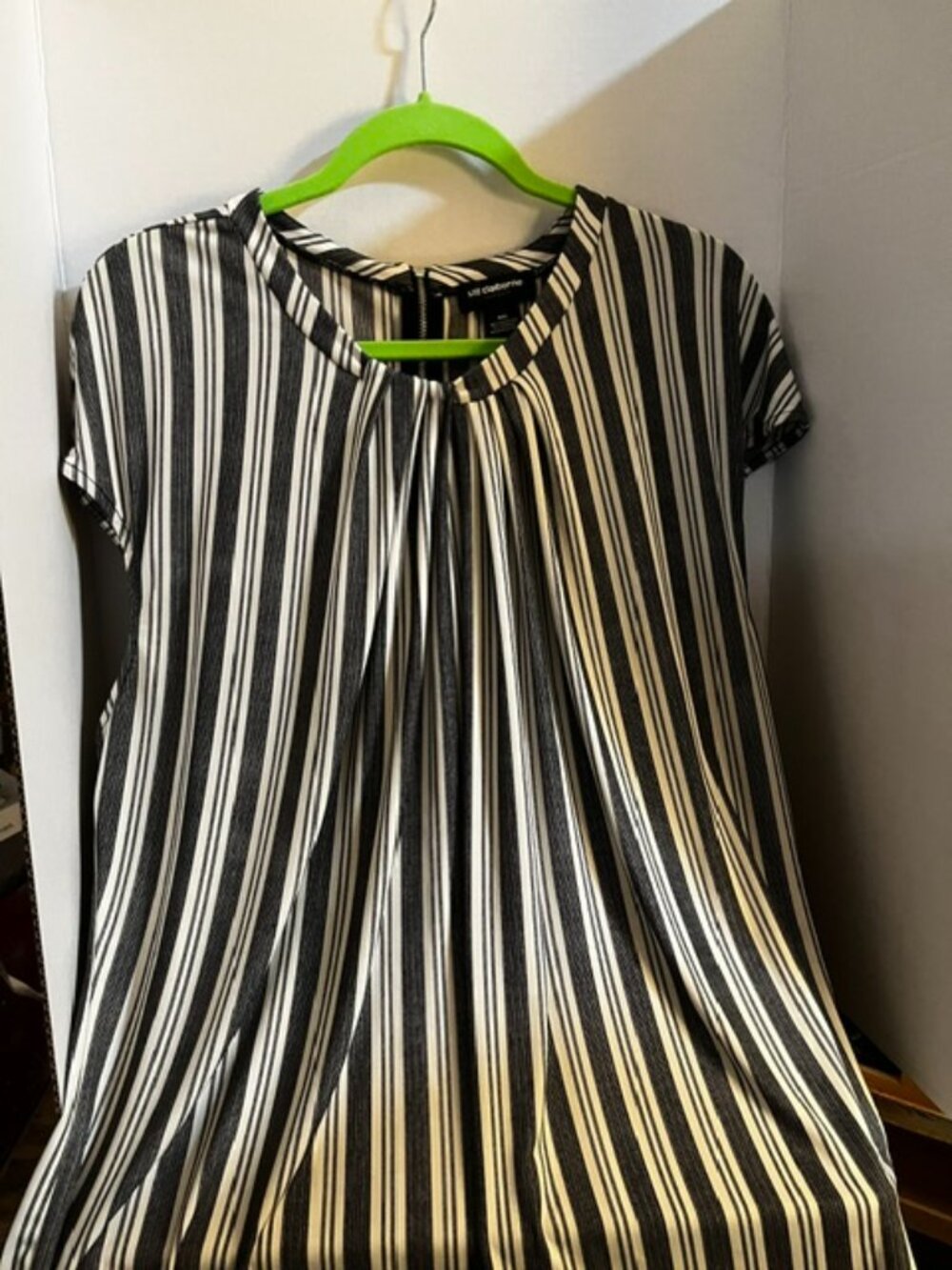 Black and white Women's blouse liz claiborne XXL  Pre-owned excellent condition